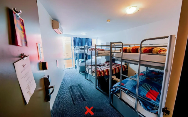 Nomads St Kilda Hostel