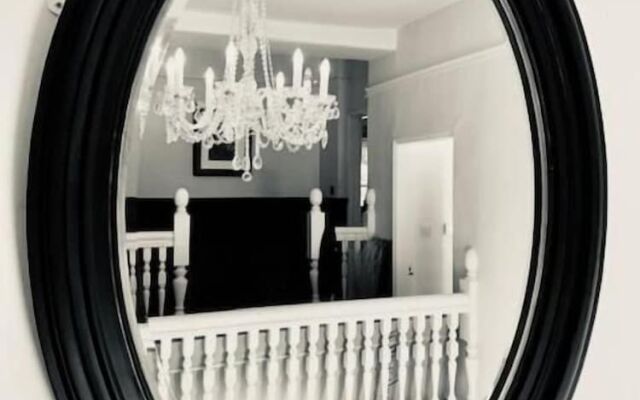 Boudoir&Brunch at Bullen Court
