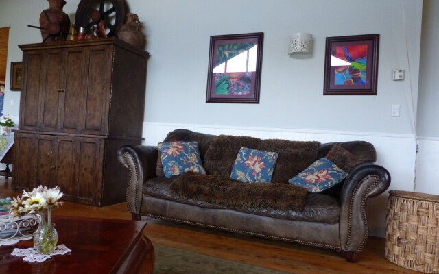 Nightingale Falls Farm Stay Retreat