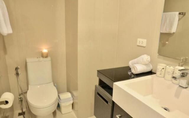 The Deck Patong by VIP