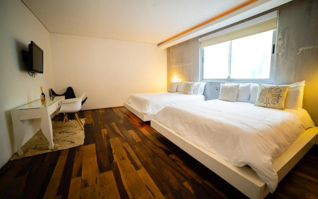 Be Playa Hotel Boutique & Rooftop Bar