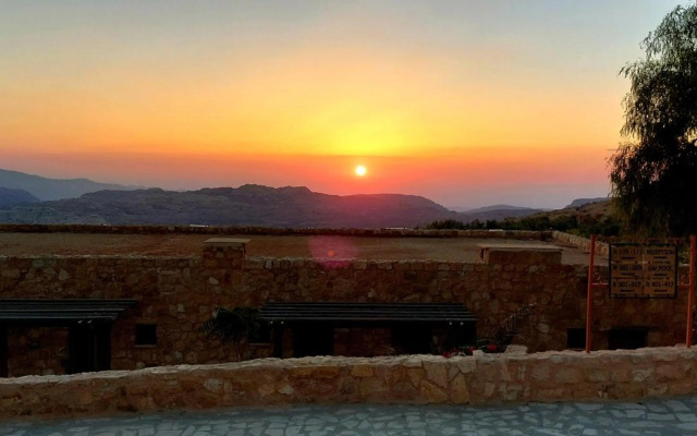 Hayat Zaman Hotel & Resort