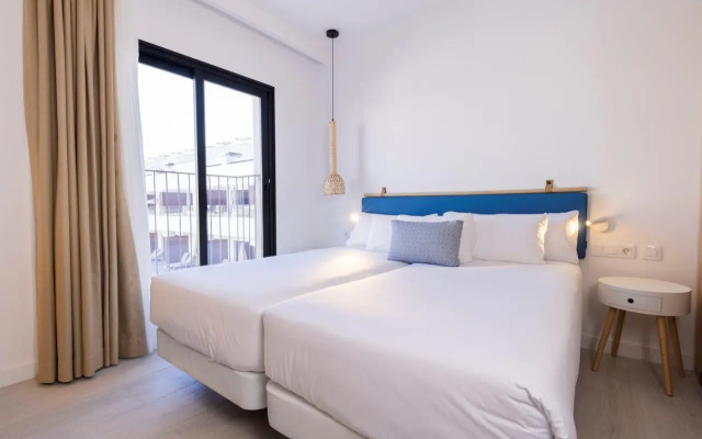 Esmeralda Cotillo Homes by LIVVO