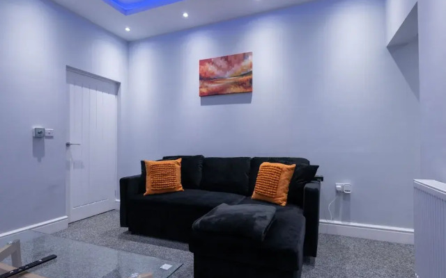 Bespoke 2-bed House in Stoke-on-trent