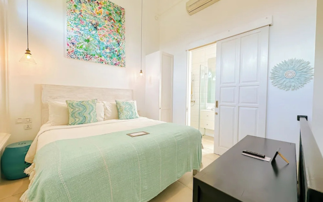 Villa Neno – Guest Rooms – Kuta