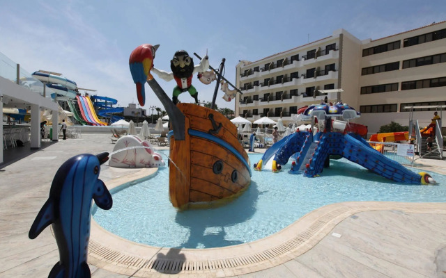 Anastasia Waterpark Beach Resort
