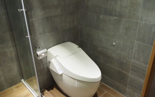 巨蛋旅店 HotelR14