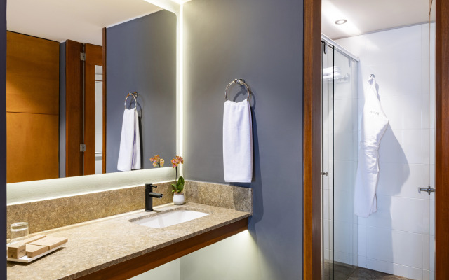 Avani Royal Zona T Bogotá Hotel (previously NH Bogotá Boheme Royal)