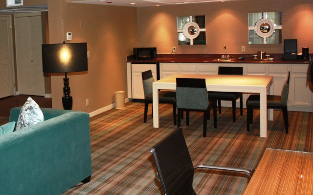 Delta Hotels by Marriott Ontario Airport