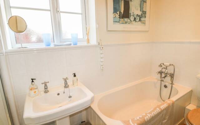 Dandelion Cottage, Cowes