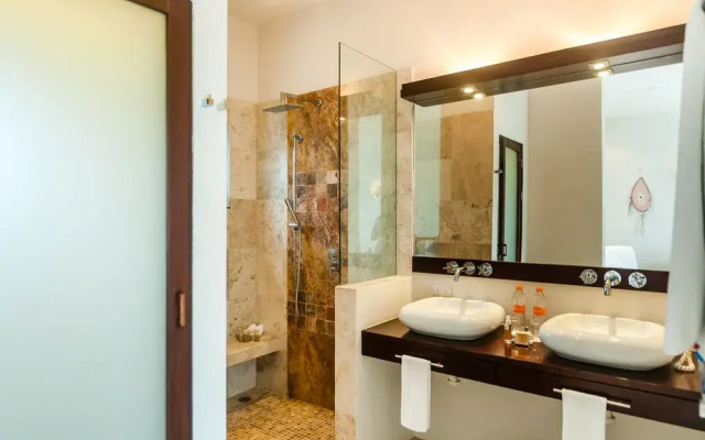 Mak Nuk Village Tulum I - Clothing Optional