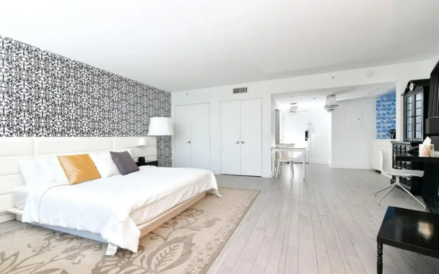 Miami World Rental - Mondrian 608