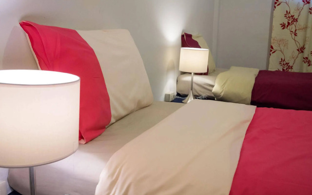 Thai Chaba Backpackers