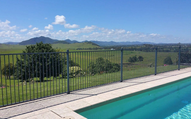 Kia Ora Lookout Retreat