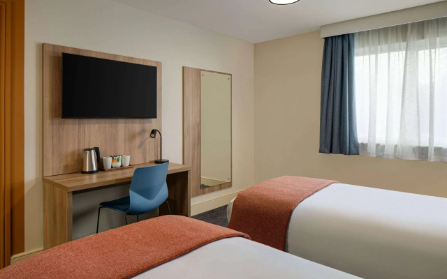 Days Inn by Wyndham Chesterfield Tibshelf