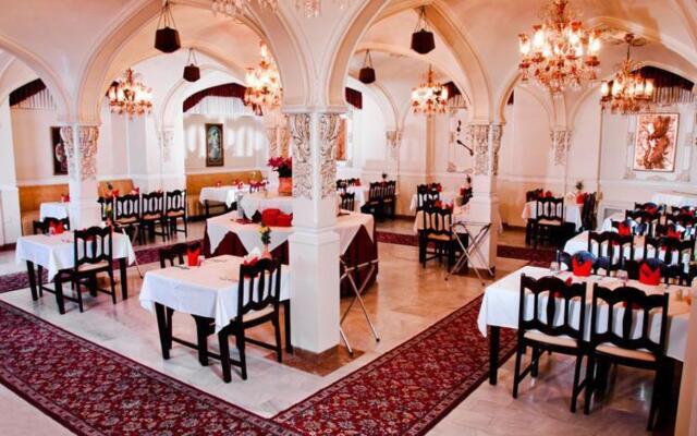 Iranshahr Hotel