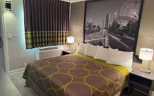 Super 8 by Wyndham Rockford South