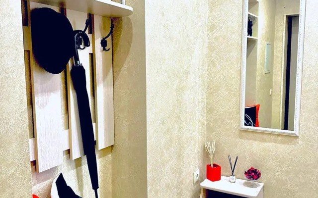 Апартаменты на проспекте Первомайский 60