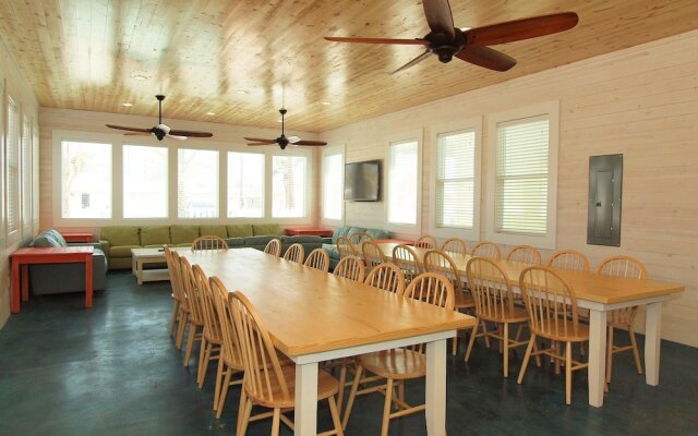 Beach Club Clubhouse 4