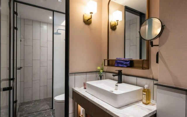 Manxin Mansion Beijing Tiananmen Wangfujing courtyard