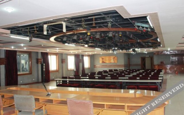 Yijia 365 Chain Hotel (Kaifeng Kaihua)