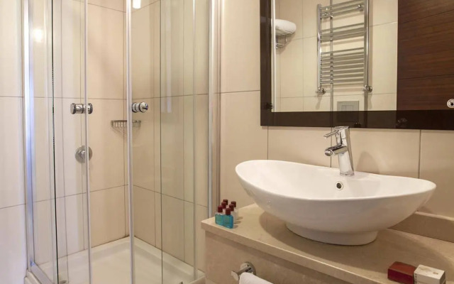 Safir Hotel