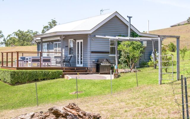 Hollow Tree Farm - Peace and Quiet on 30 Acres right in Toowoomba