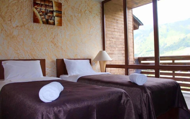 Отель Banguriani