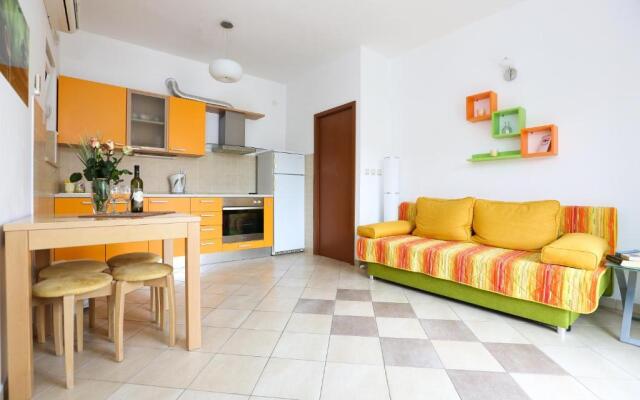 Sunrise Apartments 3