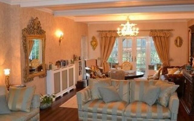 Brook House Bed and Breakfast