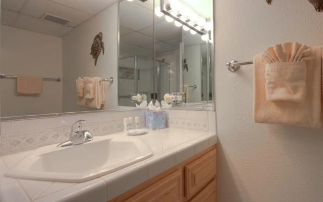 Maui Kai 206 Studio Bedroom Condo