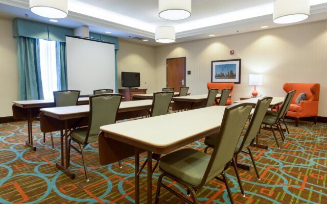 Spark by Hilton St. Louis Southwest