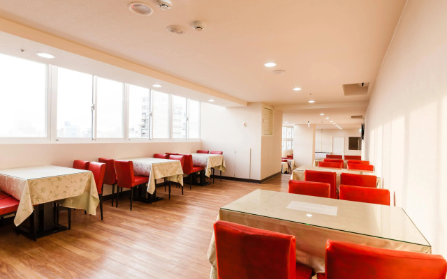 ECFA Hotel - Tainan