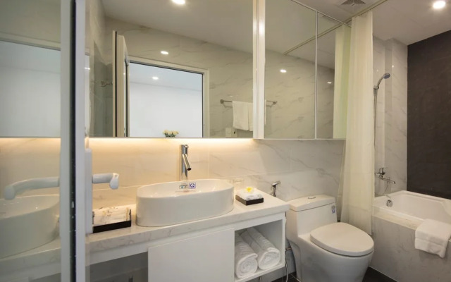 Cham Oasis Nha Trang Resort Condotel