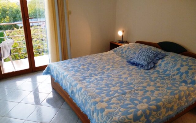 Apartments Studio "Jasna"-150 M From the Beach