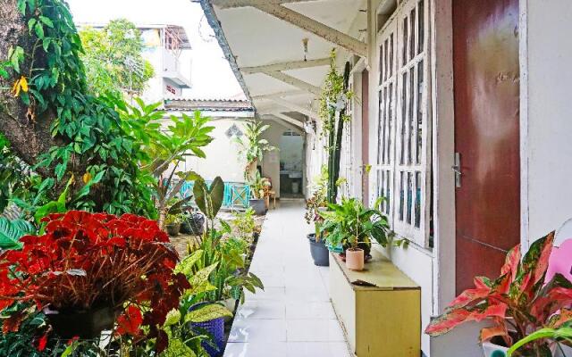 Spot On 91551 Gwen Syariah Homestay