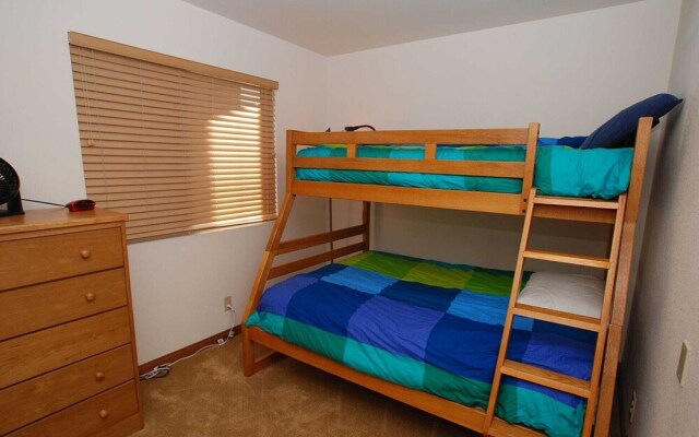 Alvarado Place 68105 by RedAwning