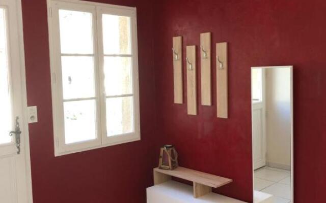 Bâtisse du pont Pinard et son granit rose