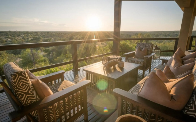 Makumu Private Game Lodge