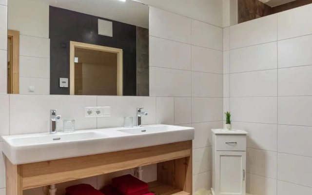 Apartment in Zillertal Arena ski Area With Sauna