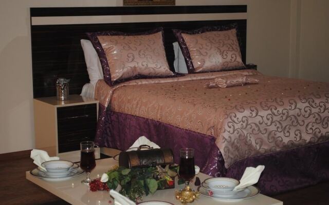 Diamond Suite and Residence