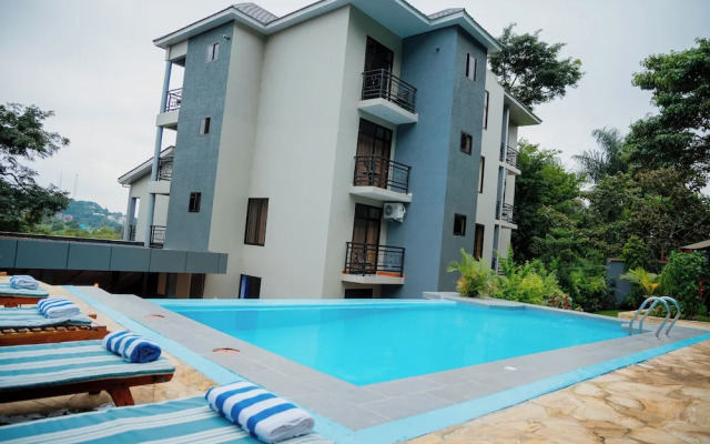 Green Side Hotel