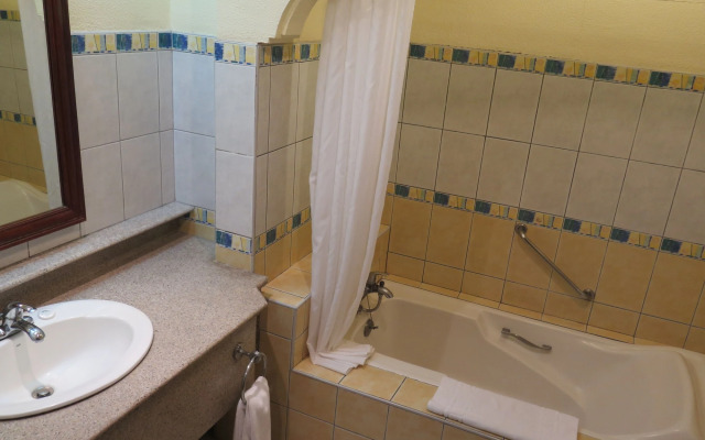 The Suites at Mount Malarayat