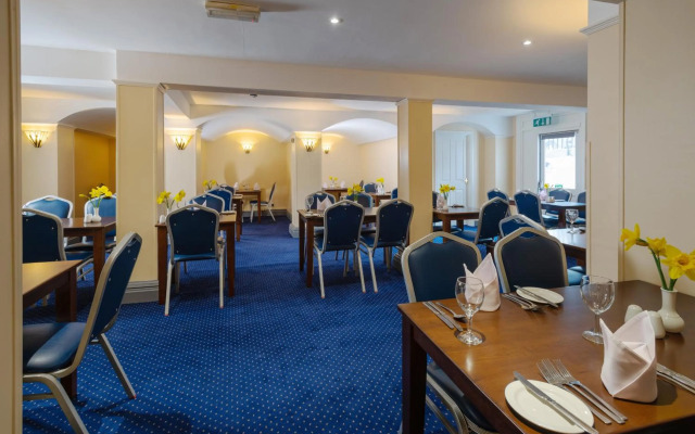 The Hotel Rex