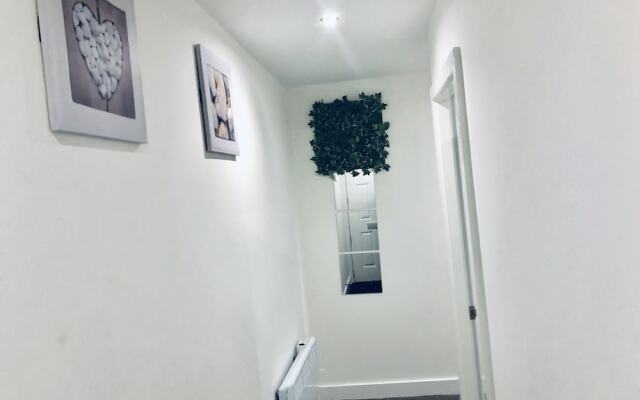 Snapos Luxury Serviced Apartments – Shield House