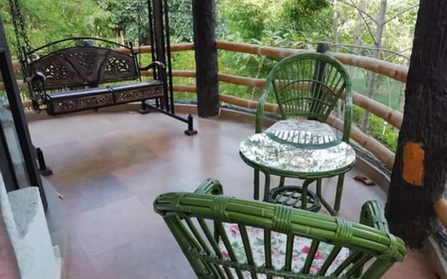 Vraksh Resort