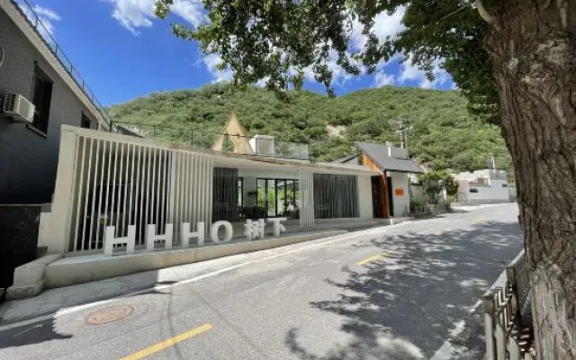 HHHO Tree House B&B (Badaling Water Gate Great Wall Branch)