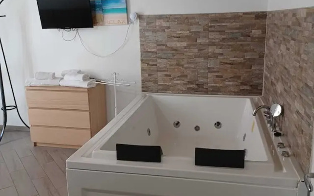 ponte di chiaia rooms