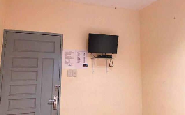 Penginapan Steady Mitra RedDoorz