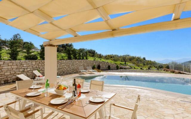 Villa Socrates